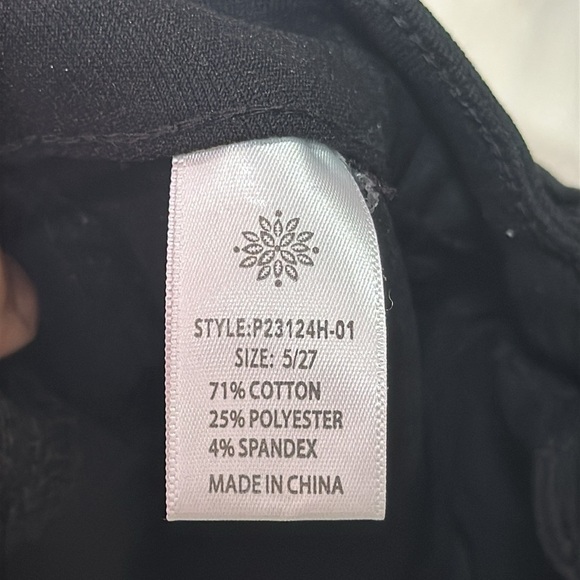 ELITE JEANS Women’s Black Cargo Stretchy Jeans Size 5/27 - Picture 4 of 4